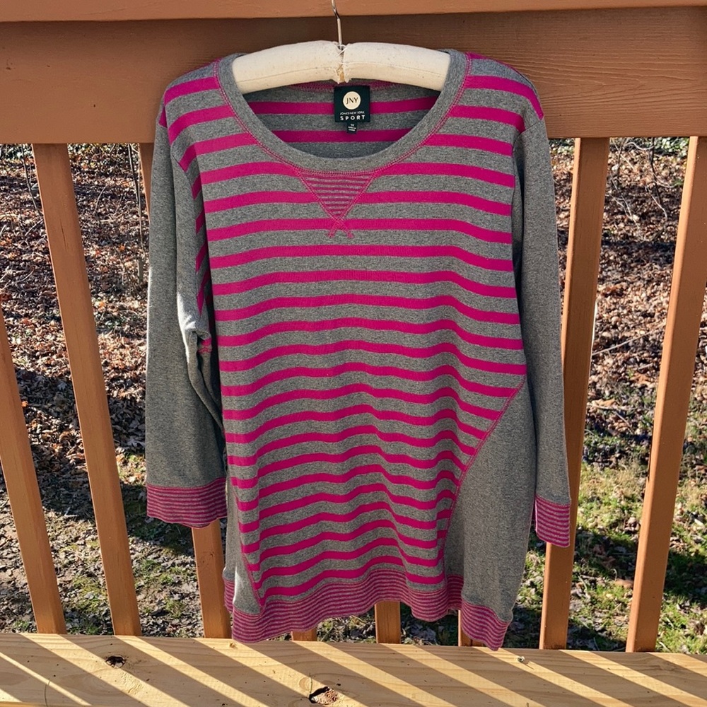 Jones New York grey and pink top